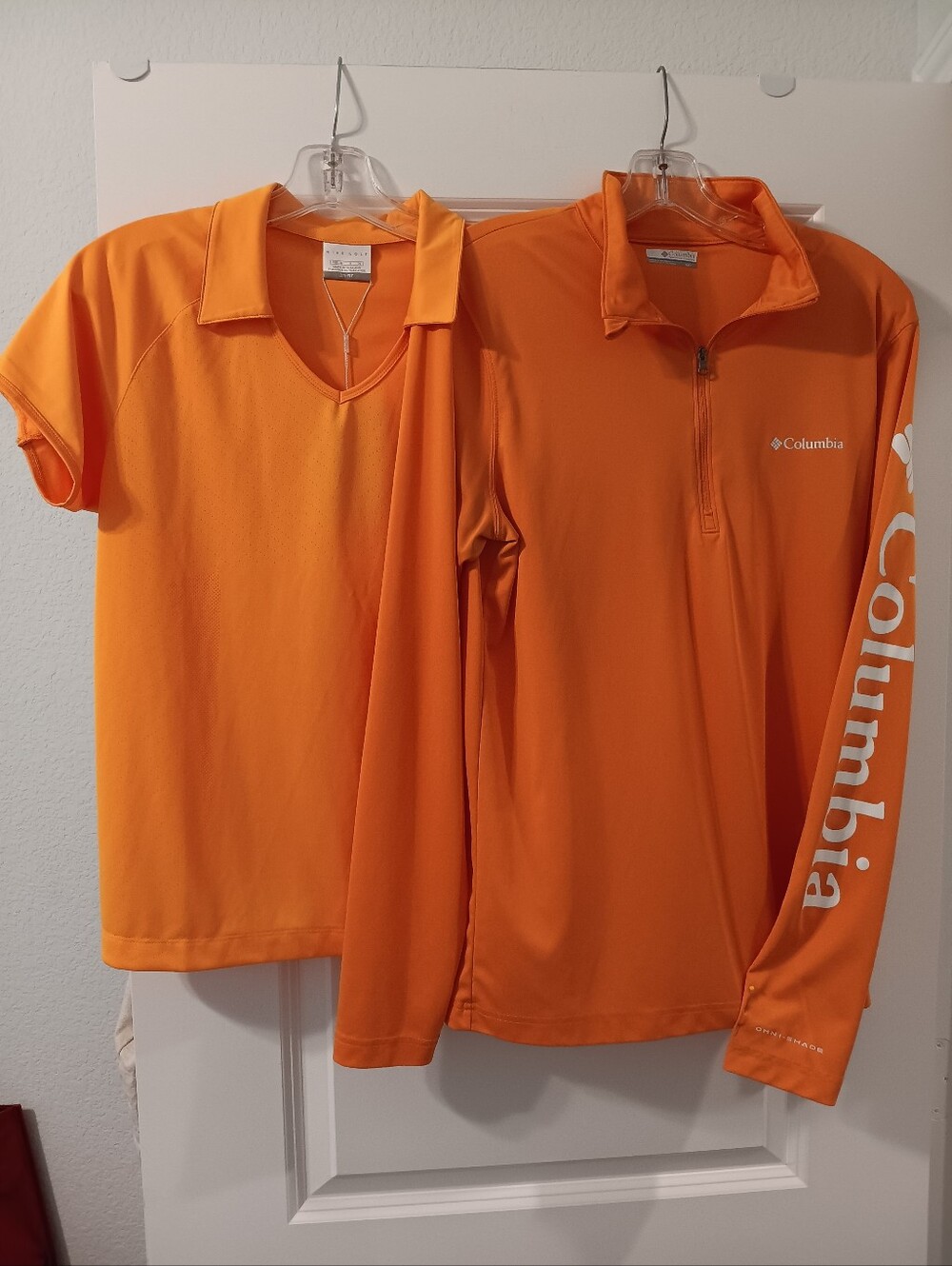 Orange tops Nike & Columbia (set of 2)